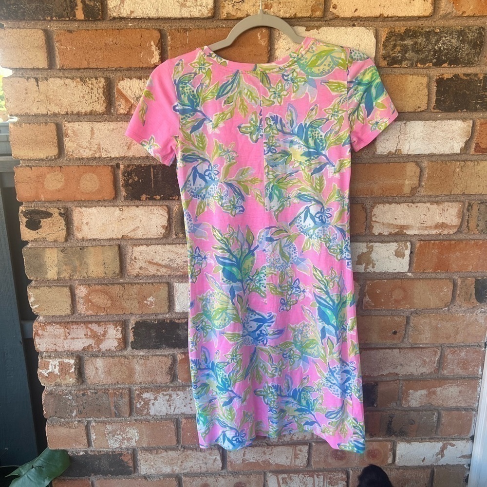 Lilly Pulitzer Floral Print T Shirt Dress - Picture 9 of 10